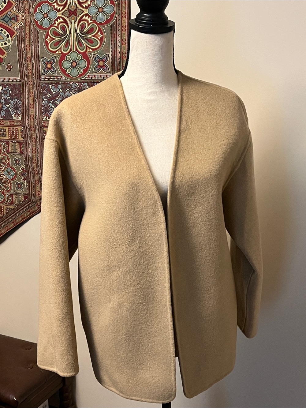 Women’s Open Front Camel color wool jacket, medium petite, pockets on side